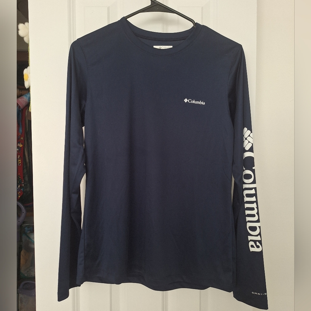 Coumbia Navy Blue Long Sleeve Omni Shade Shirt Like New Condition